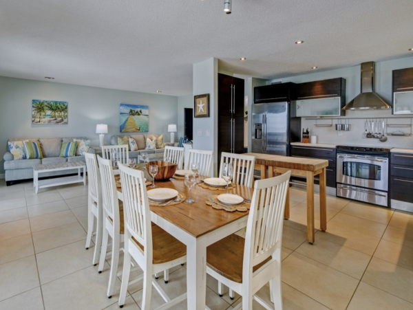 Holmes Beach Vacation Rentals Beachfront Rental with Gulf Views